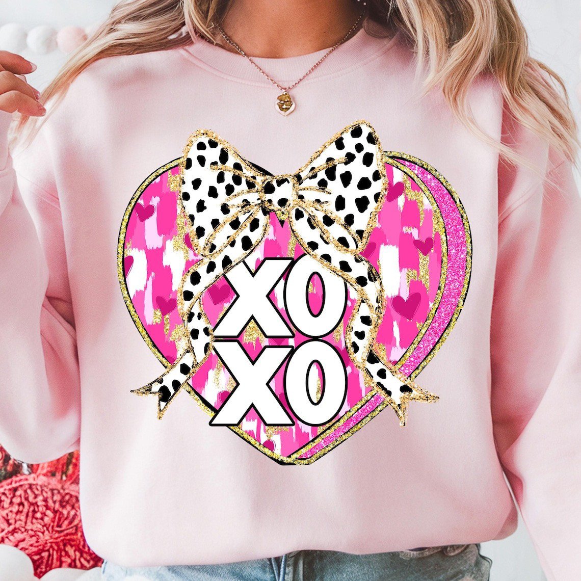 XOXO Valentine Day Heart Brushstroke Sweatshirt Best Gifts Holiday For My Wife