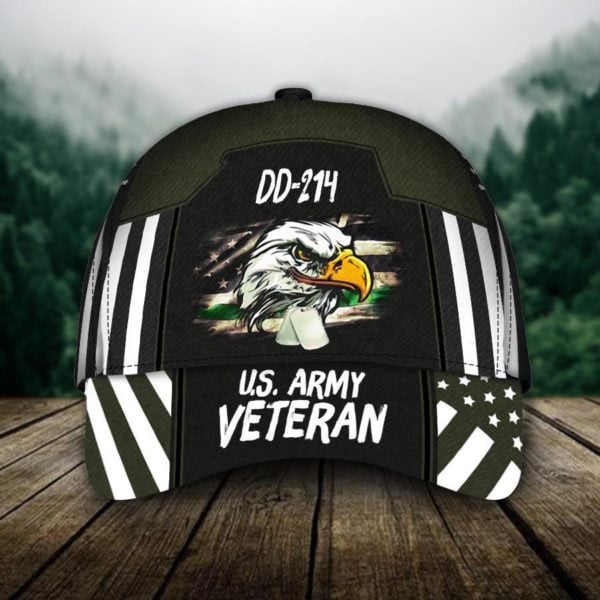DD 214 US Army Veteran Armed Forces Army Soldier Military Eagle With Dog Tags And American Flag Veterans Day Classic Cap