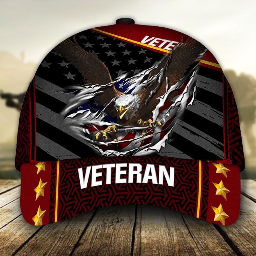 Eagle Scratching American Flag Veterans Day Classic Cap